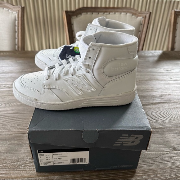 Brand New New Balance Women’s High Top Sneaker Size 8.5 White - Picture 6 of 9